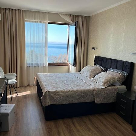 Luxury Penthouse Apartments At Valencia Gardens Burgas City Eksteriør billede