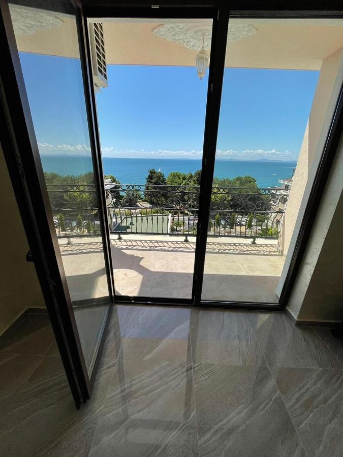 Luxury Penthouse Apartments At Valencia Gardens Burgas City Eksteriør billede