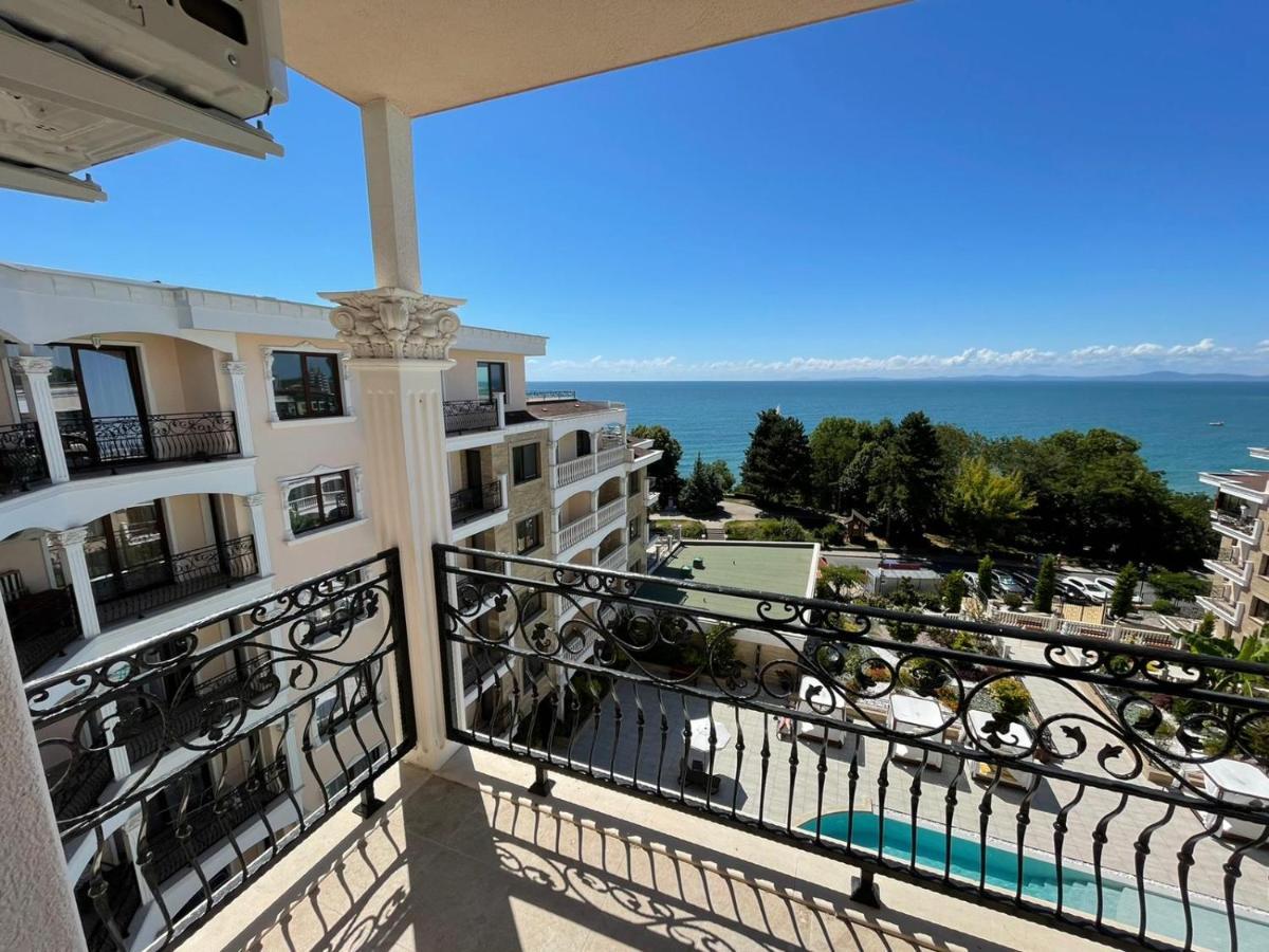 Luxury Penthouse Apartments At Valencia Gardens Burgas City Eksteriør billede