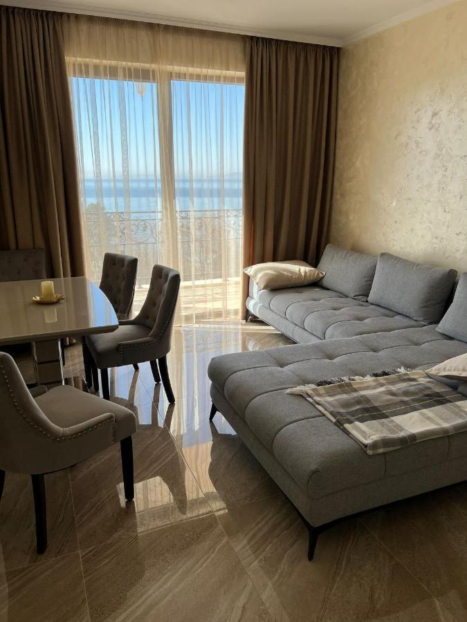 Luxury Penthouse Apartments At Valencia Gardens Burgas City Eksteriør billede
