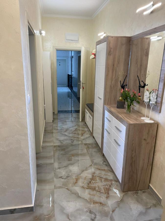 Luxury Penthouse Apartments At Valencia Gardens Burgas City Eksteriør billede